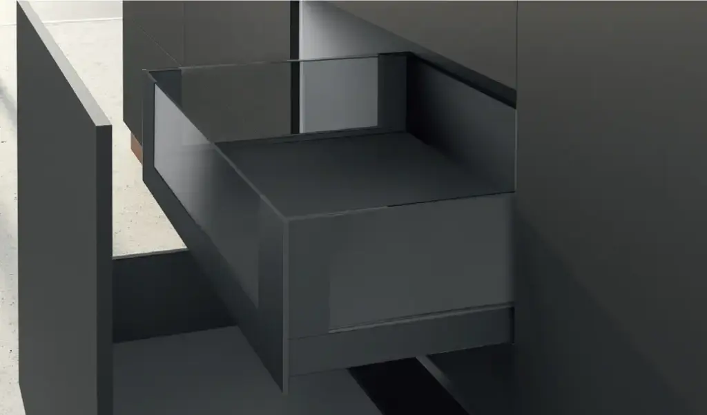 AVT 3 тал шилэн шургуулга