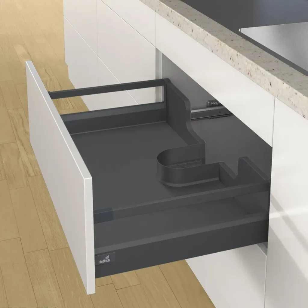 Metal surround for U bend cutout - round